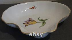 1957-1972 German Meissen Porcelain Tulip/Floral Motifs Clamshell Form Bowl