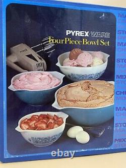 1971 Vintage NIB Pyrex Ware 4 pc. Bowl Set Horizon Blue, Cinderella #440-41
