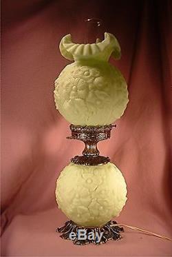 1973 Fenton Lime Green Satin Glass Poppy Pattern Gone With The Wind Lamp