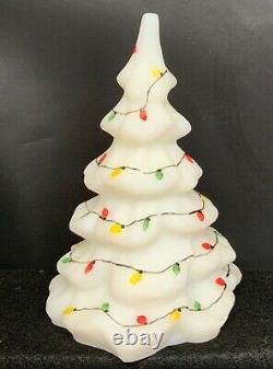 2006 Fenton Art Glass Gift Shop Exclusive Christmas Lights Tree Figurine