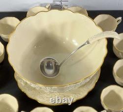 2006 NEW in BOX Lenox Holiday Hostess Punch Bowl 12 Cups Ladle Christmas 56