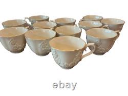 2006 NEW in BOX Lenox Holiday Hostess Punch Bowl 12 Cups Ladle Christmas 56