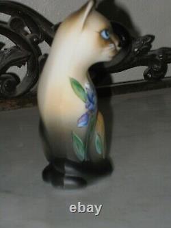 2020 Fenton Glass HP Blue Iris Siamese Stylized Cat Figurine Le #7/20