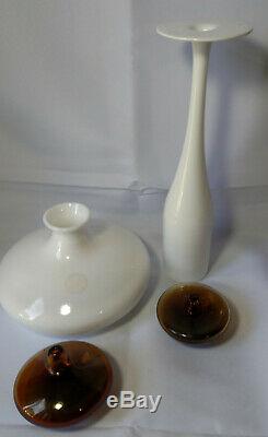 2 Rare White Tom Connelly Greenwich Flint Craft #1164 & #1178 Decanter W Stopper