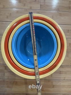 4 Piece Set Of Vintage Fiestaware Mixing Bowls