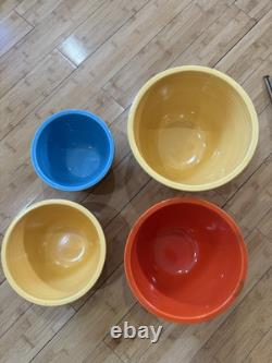 4 Piece Set Of Vintage Fiestaware Mixing Bowls