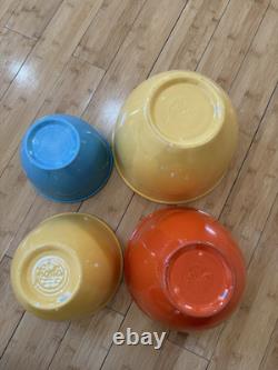 4 Piece Set Of Vintage Fiestaware Mixing Bowls
