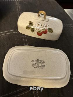 6 Vintage Mikasa Strawberry Festival EB 801 serving bowls and butter dish bundle