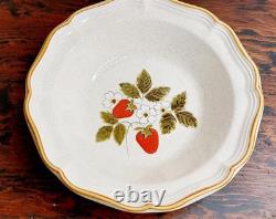 6 Vintage Mikasa Strawberry Festival EB 801 serving bowls and butter dish bundle