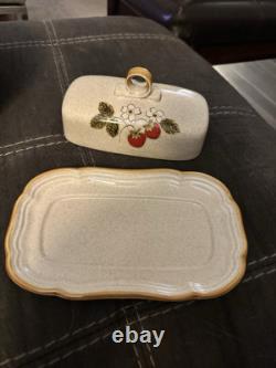 6 Vintage Mikasa Strawberry Festival EB 801 serving bowls and butter dish bundle