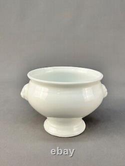 8 Limoges France White Porcelain Lion Head Soup Bowl 4 5/8 Mint