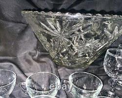 ANCHOR HOCKING vintage Early American Prescut clear glass punch bowl & 16 Cups