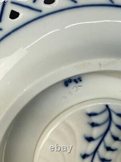 Antique Meissen'Blue Onion' Porcelain Blue & White 6 Compote Centerpiece Mint