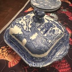 Antique, Ridgway, England, Blue Willow, 10in x8.25in x6in Covered Bowl or Tureen