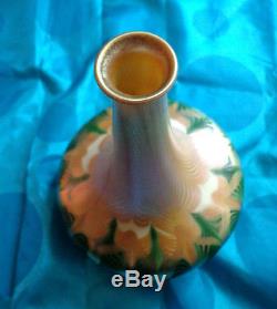 Antique signed Quezal art glass vase gold green swirl lustre E734
