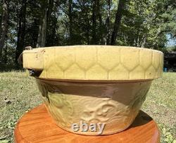 Apricot & Honeycomb Yellow Ware Milk Bowl with Bail Handle Farmhouse #10 Antique