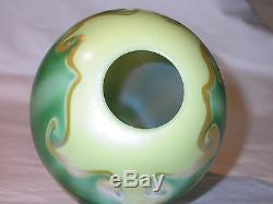 Art Glass Rare Quezal Signed NY 6 vase