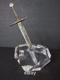 BRILLIANT 20TH CENT. STUBEN EXCALIBUR PAPER WEIGHT WITH BY JAMES HOUSTON