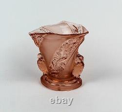 BROCKWITZ? Art Deco Pressed Glass? Pink Parakeet Bird Vase? Ca 1941? RARE