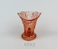BROCKWITZ? Art Deco Pressed Glass? Pink Parakeet Bird Vase? Ca 1941? RARE