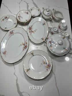 Bavaria Selb Hutschenreuther The Eaton 7622 30 Piece Vintage Rare Set