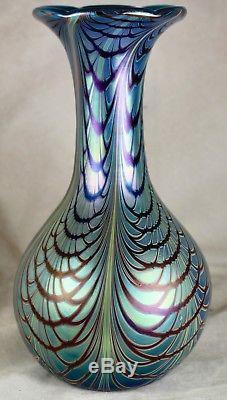 Beautiful Iridescent Pulled Loop Vase