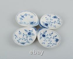 Bing & Grondahl, Butterfly and Blue Fluted. A set of eight small bowls