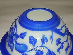CHINESE Vintage PEKING GLASS Art Carved CAMEO Cobalt Blue Overlay BOWL