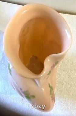 Cambridge Classic Glass Shell Pink Floral Pattern Vase Crown Tuscan