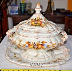Capodimonte Large Veg/Soup Tureen Hand Crafted And Hand Painted From Italy