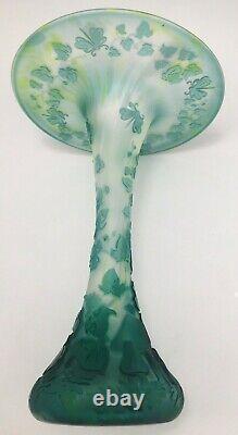 Chris Carpenter Under the Ivy 9 Vase 3 Layers 4 Shades Cameo Glass
