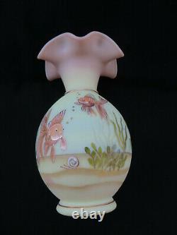 FENTON BURMESE VASE VEIL TALE Fish 2001 Connoisseur Collection Ltd Ed withLabel