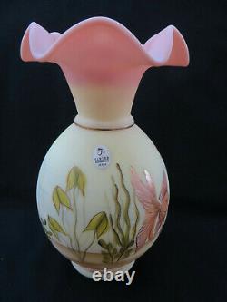 FENTON BURMESE VASE VEIL TALE Fish 2001 Connoisseur Collection Ltd Ed withLabel