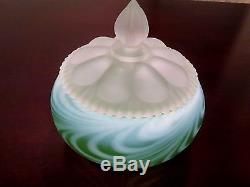 Fenton Rare! Large Green Satin Opalescent Swirl Feather Candy1953 No Reserve