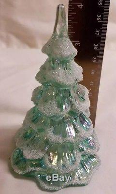 Fenton 3 Piece Green Iridescent Christmas Trees With Snow C5550E9