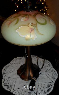 Fenton Art Glass 2007 Burmese Connoisseur Lamp Le # 202 Od 750 Spring Sunshine