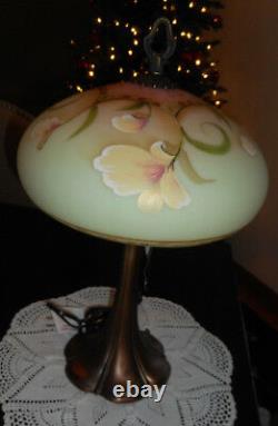 Fenton Art Glass 2007 Burmese Connoisseur Lamp Le # 202 Od 750 Spring Sunshine