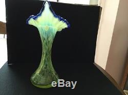 Fenton Art Glass Vaseline Opalescent Fern and Daisy Jack in the Pulpit Vase