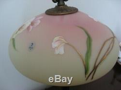 Fenton Burmese Lamp Golden Enchantment from the Connoisseur Collection-New