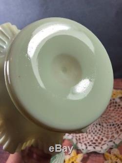 Fenton Custard Art Glass Epergne Single Horn With Applied Floriform (12)