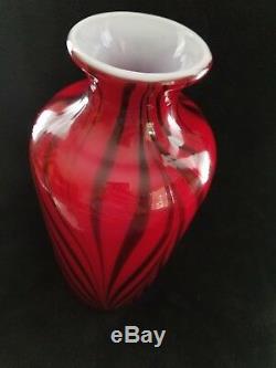 Fenton Dave Fetty 10 Ruby Red Pulled Feather Vase Ebony On Red Encased