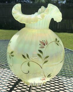 Fenton Vaseline Opalescent Gone With The Wind Lilly Trails Striped Lamp Shade