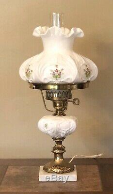 Fenton Violets In The Snow #9308 DV Student Lamp Signed By Nancy Gribble