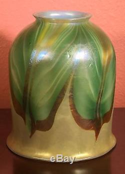 Fine Tiffany Studios Favrile Art Glass Lamp Shade Feathers