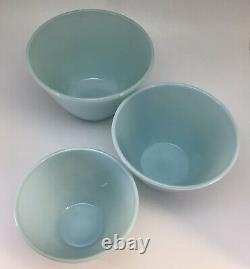 Fire King Turquoise Splash Proof Nesting Mixing Bowls Set Of 3 Vintage