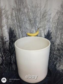 Gainey Ceramics La Verne California, U. S. A. Off White Planter Pot. Huge Pot