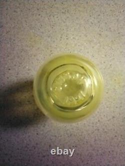 Gibson Stamped 1997 Uranium Frosted Rim Green Opalescent Art Glass Toothpick