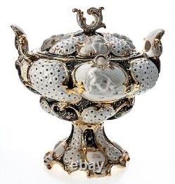 Ginori Doccia Lidded Fruit Bowl Cherubs White Gold Rococo 1736 Late 19th Century
