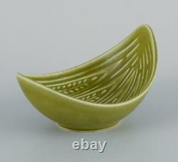 Gunnar Nylund for Rörstrand. Rialto bowl in ceramic, organic shape. 1960s