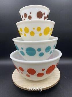 Hazel Atlas 4 Nesting Polka Dot Mixing Bowls